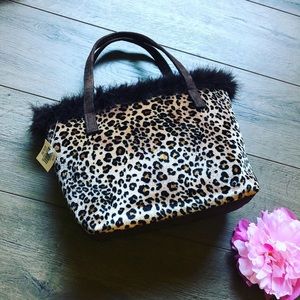 Handbag🌹{Secrets Bundle} :Cheetah print suede bag